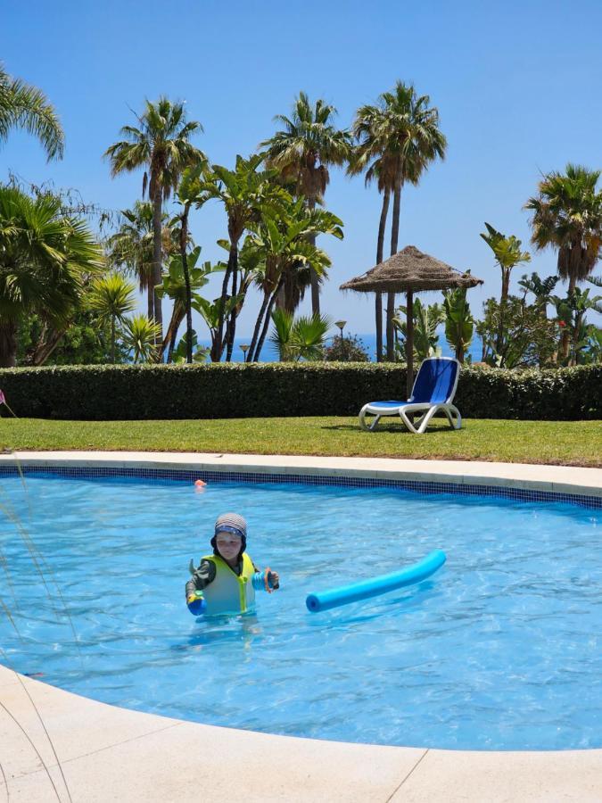 Summer House Duplex En La Playa Con Piscina Ferienhaus