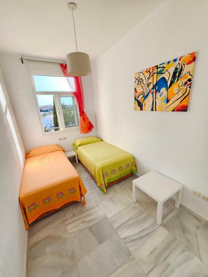 Summer House Duplex En La Playa Con Piscina Ferienhaus Benalmádena